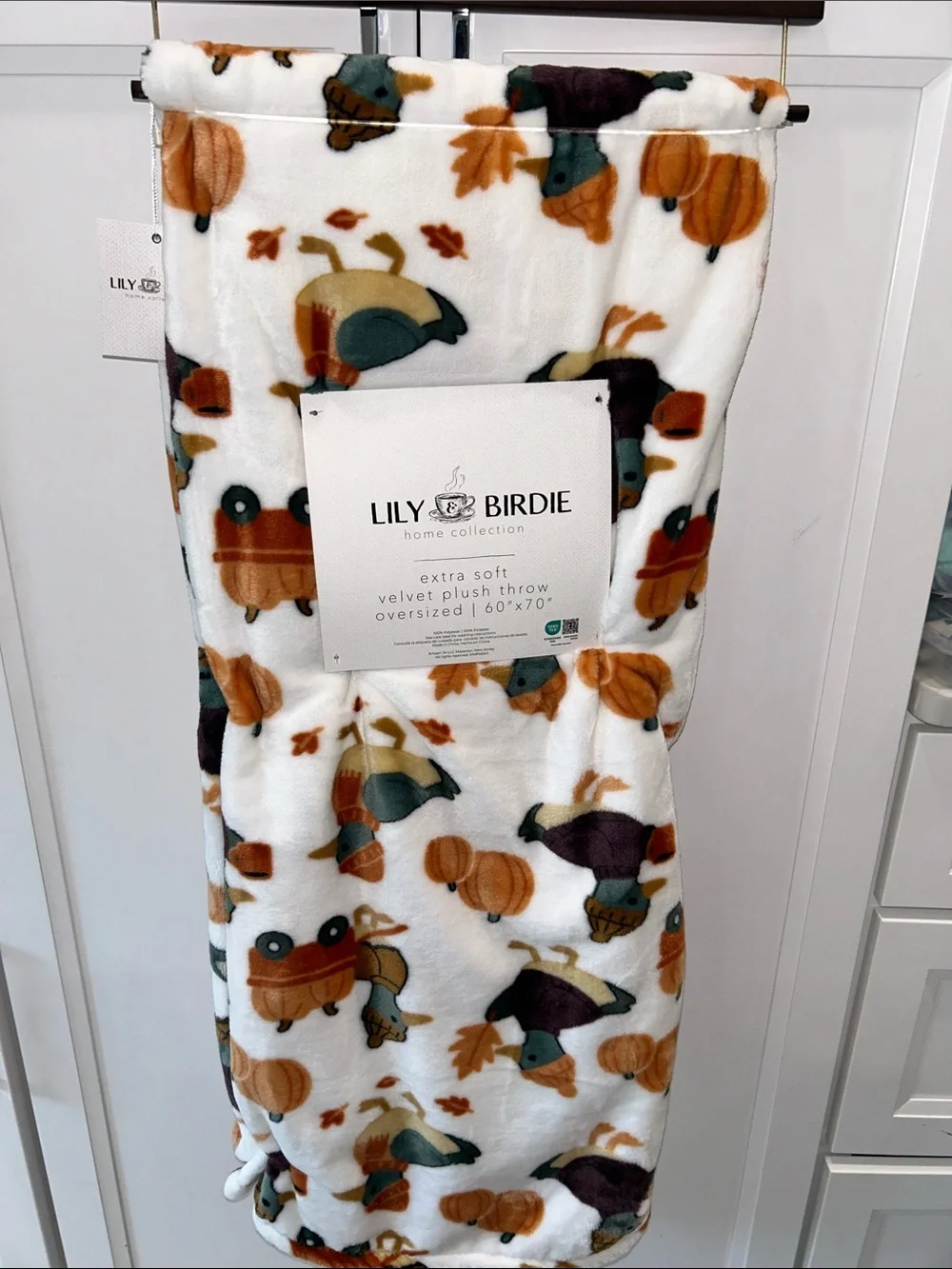 Lily & Birdie Autumn Duck Pumpkin Velvet Plush Throw Blanket 60”x70”
